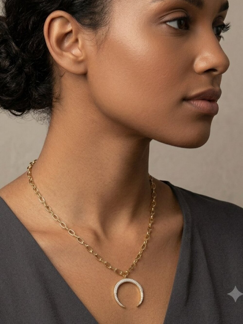 NWT Anna & Ava 18K gold-plated crescent moon pendant necklace